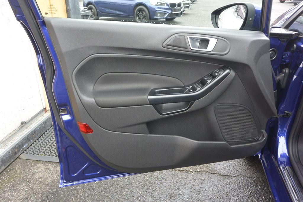 Ford Fiesta 1.0 EcoBoost vyhřív.sedadla+okno