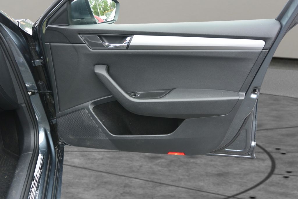 Škoda Superb 2.0TDi 140kW DSG DPH