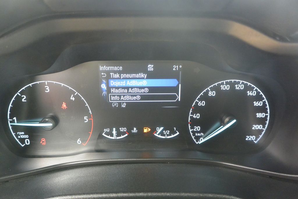 Ford Transit Connect 1.5TDCi 88kW LUXUS výbava i stav