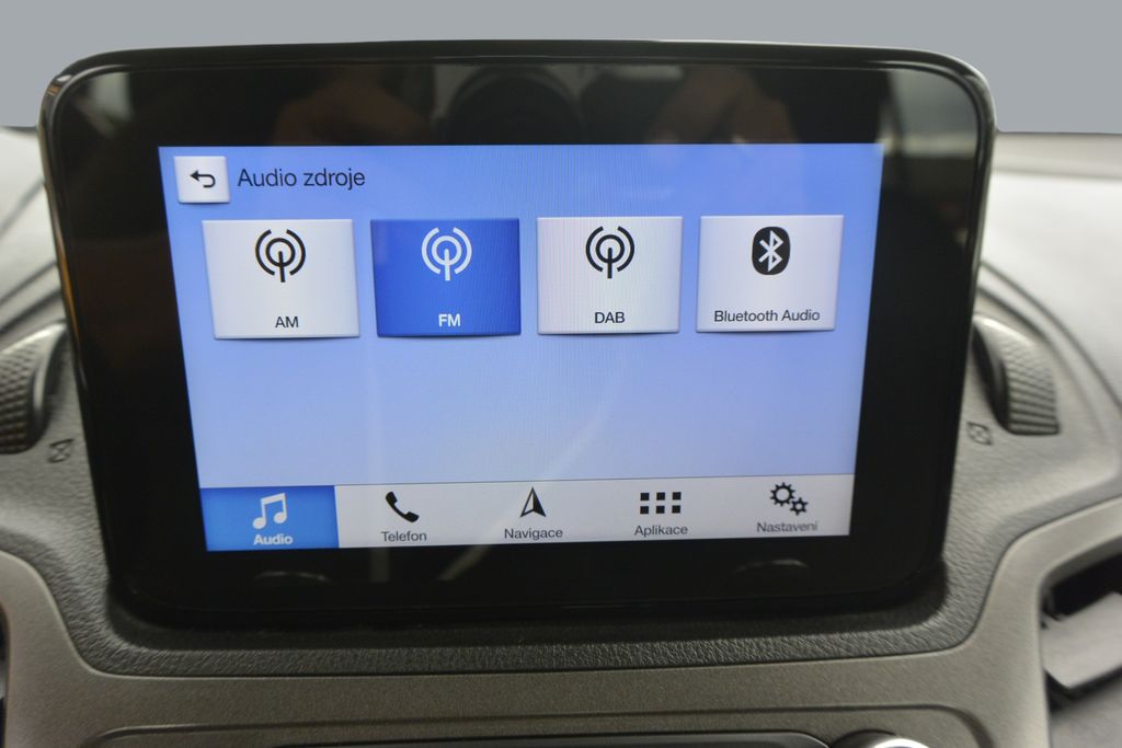 Ford Transit Connect 1.5TDCi 88kW LUXUS výbava i stav