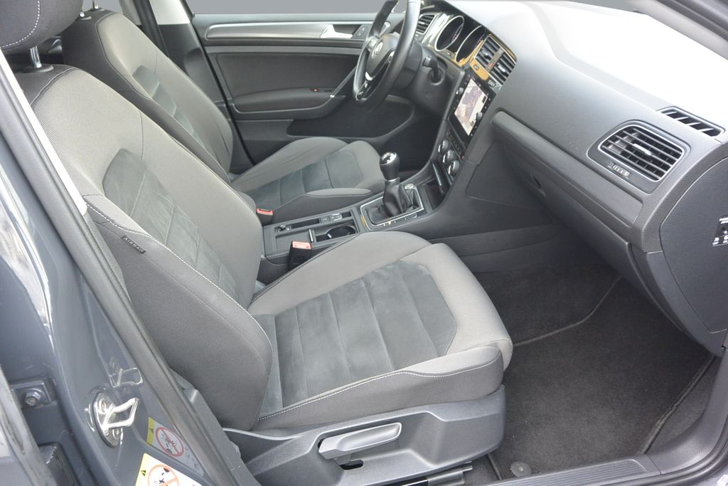 Volkswagen Golf 2.0TDi