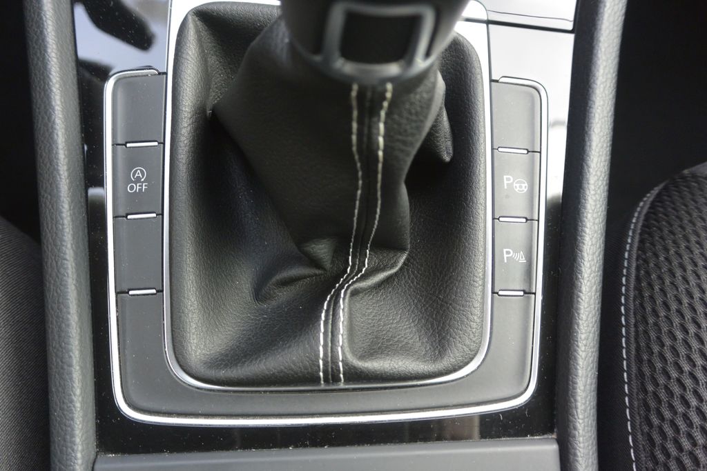 Volkswagen Golf 2.0TDi 110kW