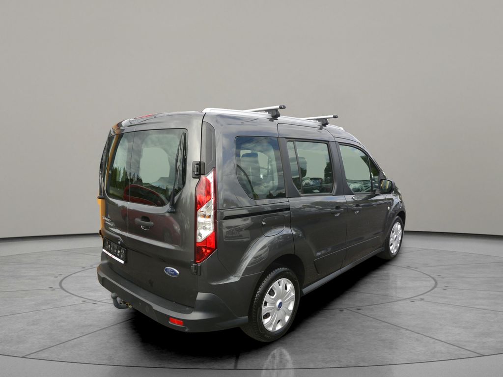 Ford Transit Connect 1.5TDCi 88kW LUXUS výbava i stav