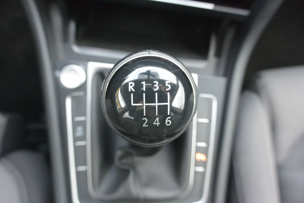 Volkswagen Golf 2.0TDi