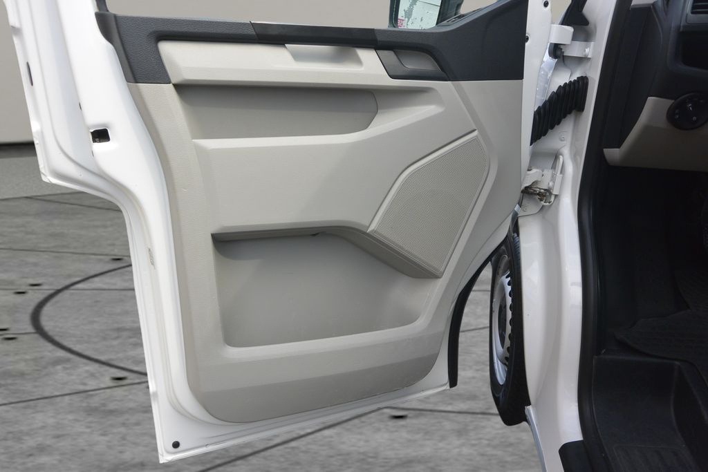 Volkswagen T5 Transporter 2.0TDi 103kW