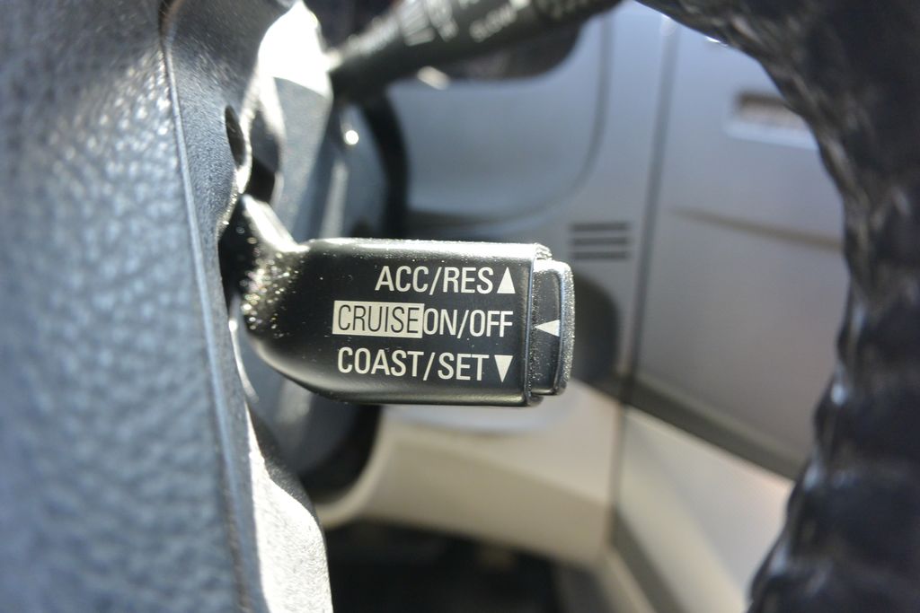 Mitsubishi Grandis 2.0DI-D 6míst