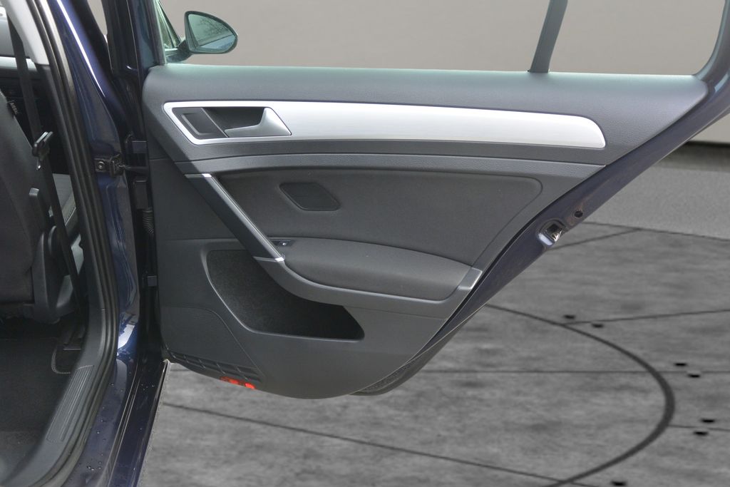 Volkswagen Golf 2.0TDi 110kW