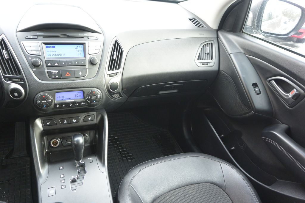 Hyundai ix35 2.0CRDi 4×4 * AT * ČR * DPH