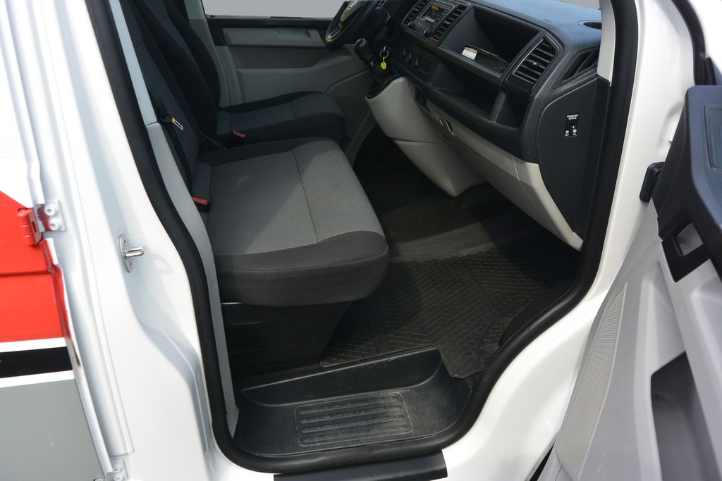 Volkswagen T5 Transporter 2.0TDi 103kW