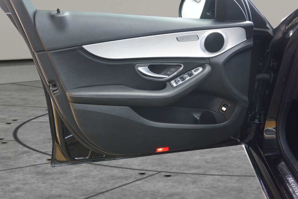 Mercedes-Benz C 200 C200d Avantgarde