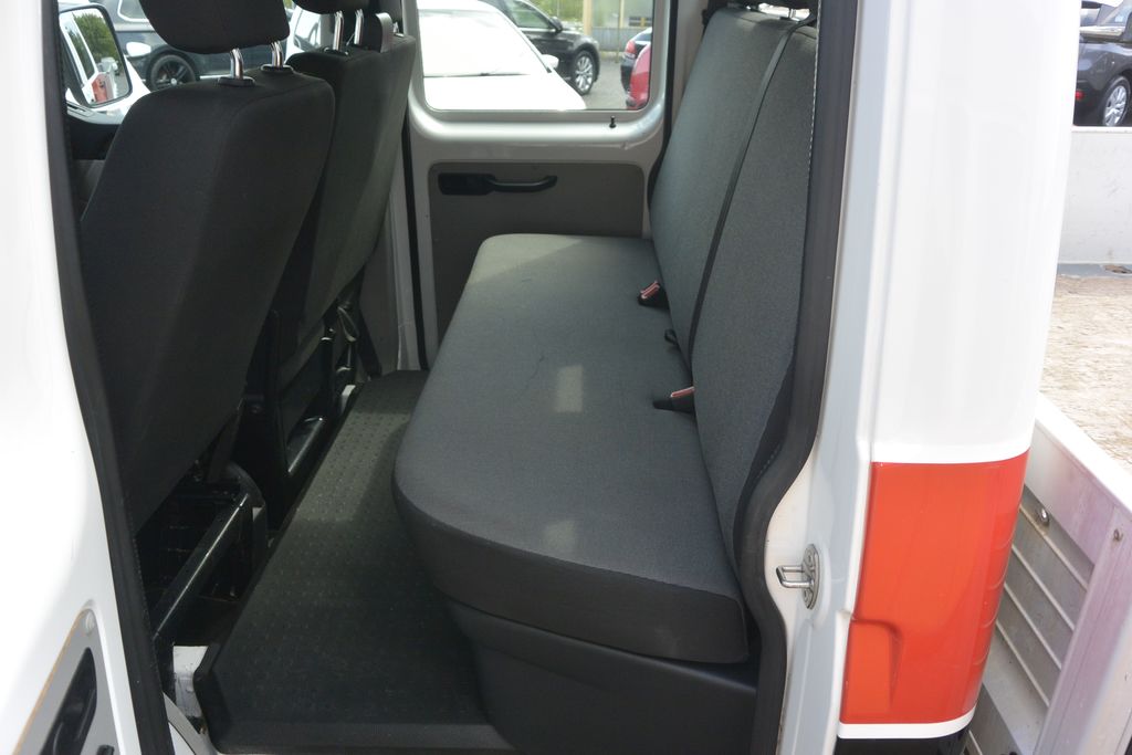 Volkswagen T5 Transporter 2.0TDi 103kW