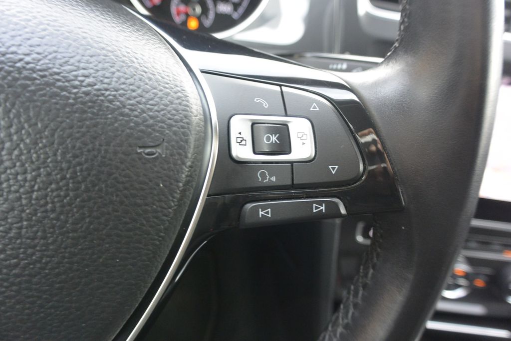 Volkswagen Golf 2.0TDi