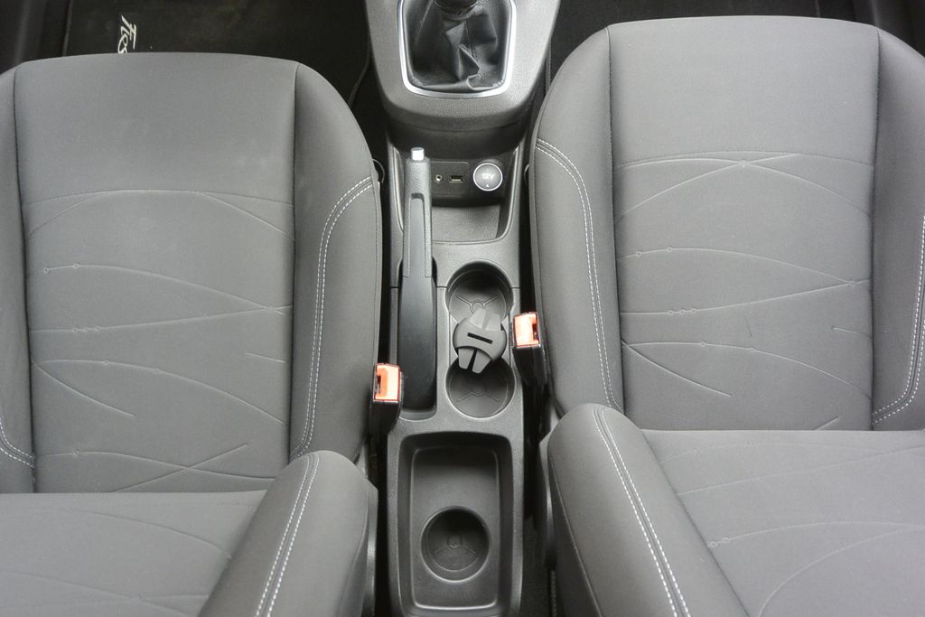 Ford Fiesta 1.0 EcoBoost vyhřív.sedadla+okno