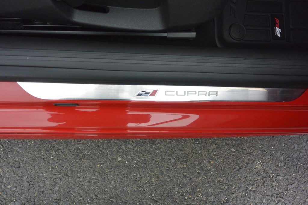 Seat Leon 2.0TSi DSG CUPRA 280PS