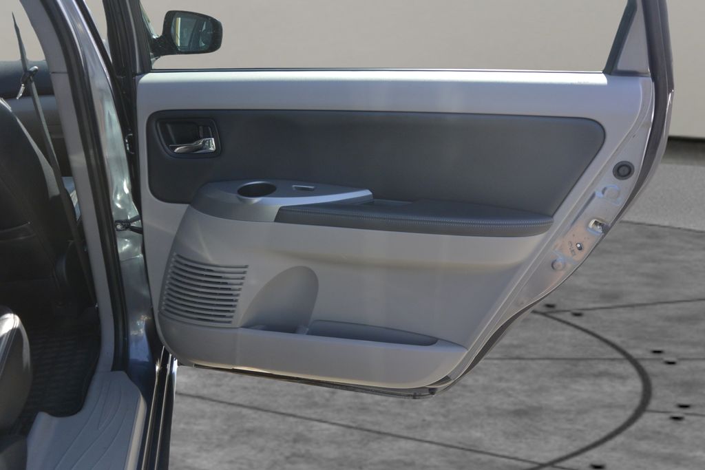 Mitsubishi Grandis 2.0DI-D 6míst