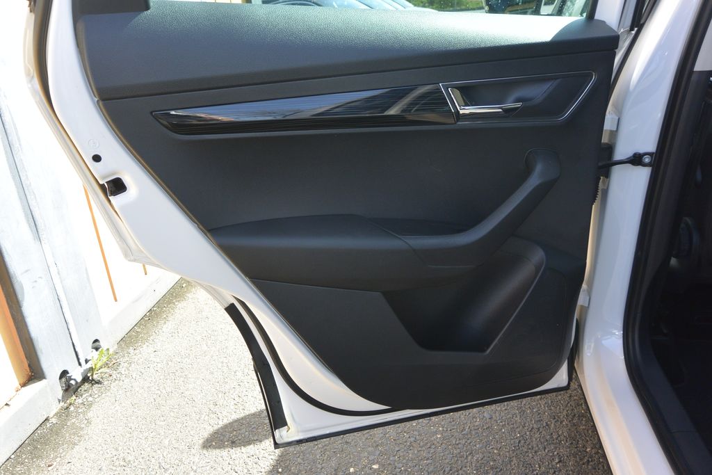 Škoda Karoq 2.0TDi 4×4 STYLE , LED,tažné,NAVI