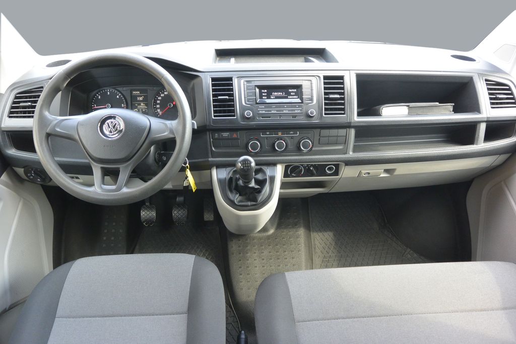 Volkswagen T5 Transporter 2.0TDi 103kW