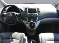 Mitsubishi Grandis 2.0DI-D 6míst