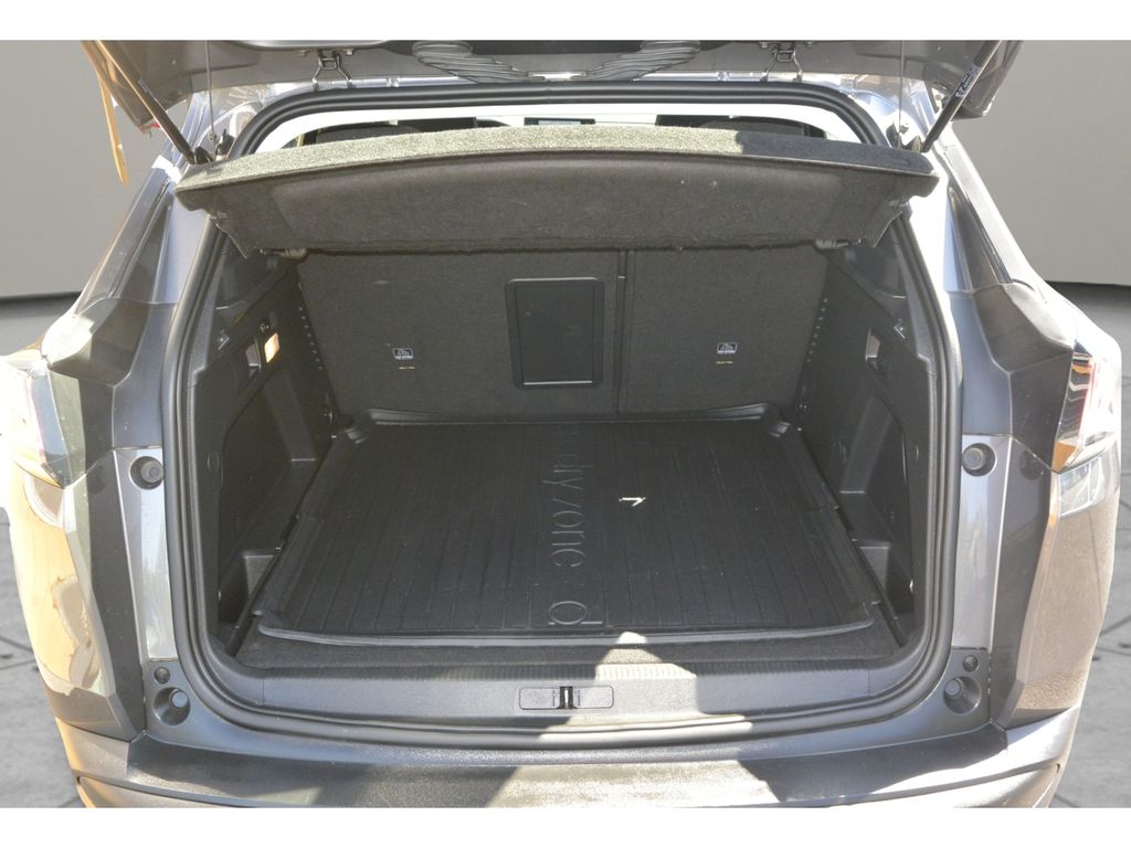 Peugeot 3008 1.2 PureTech 96kW * DPH