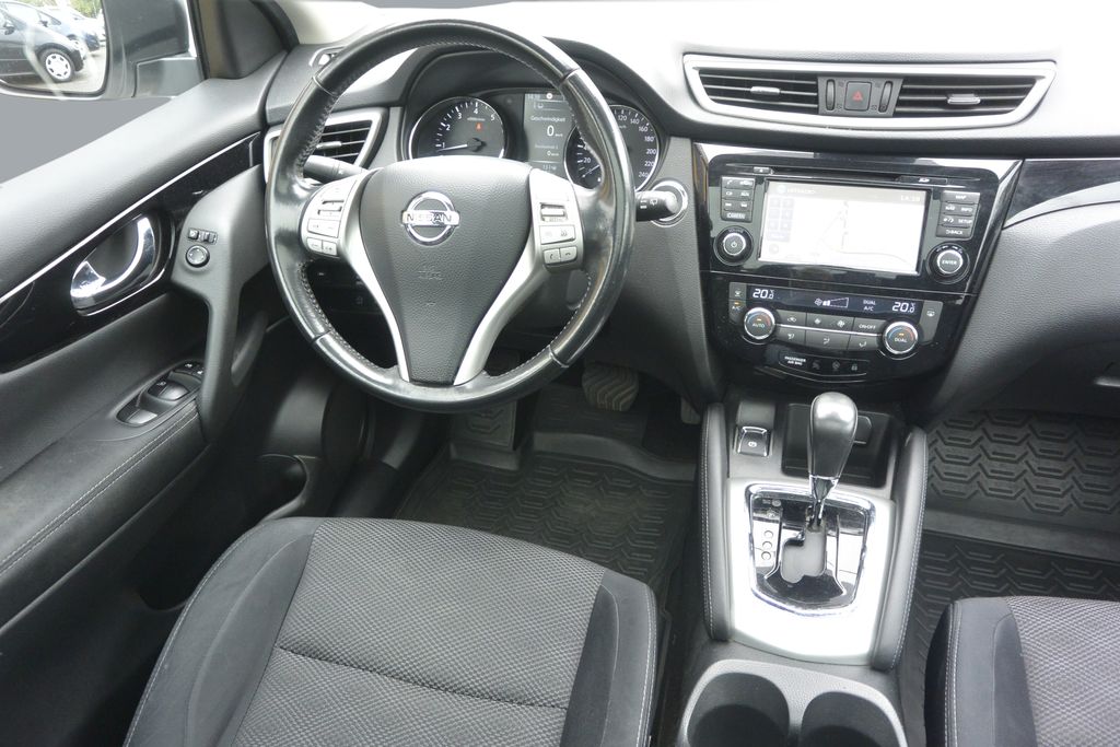 Nissan Qashqai 1,2 DIG-T Tekna Aut. Panorama