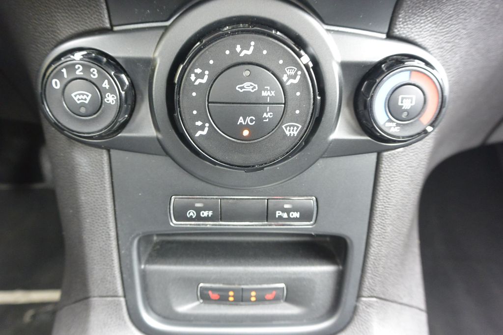 Ford Fiesta 1.0 EcoBoost vyhřív.sedadla+okno