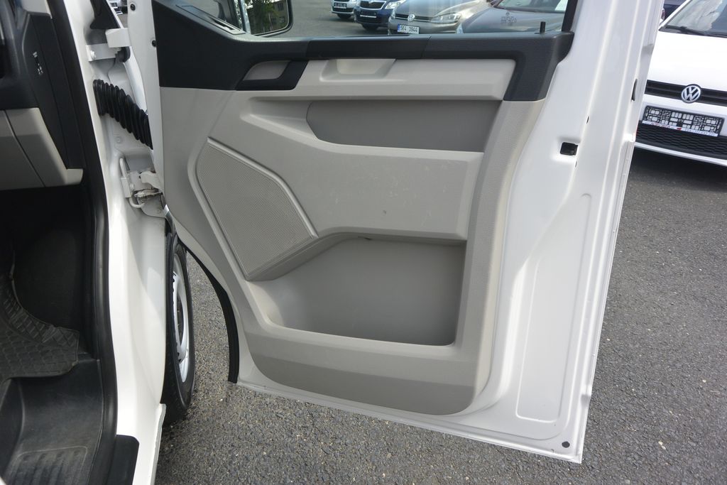 Volkswagen T5 Transporter 2.0TDi 103kW