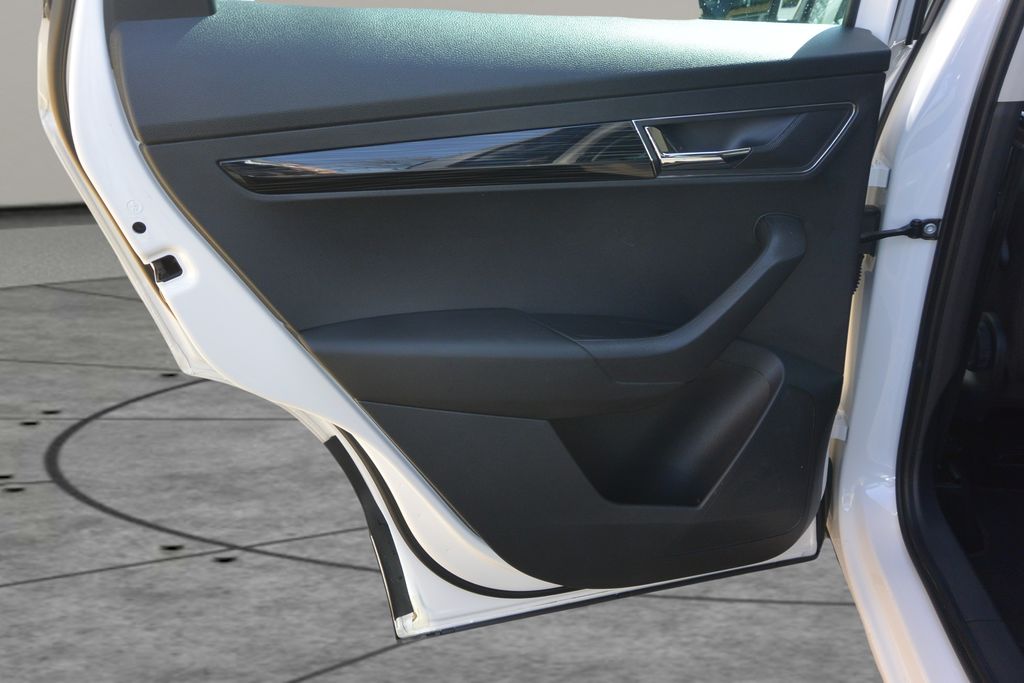 Škoda Karoq 2.0TDi 4×4 STYLE , LED,tažné,NAVI