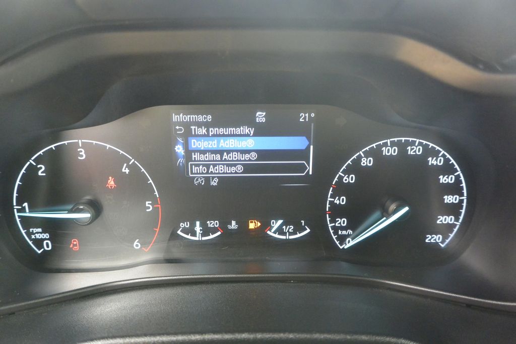 Ford Transit Connect 1.5TDCi 88kW LUXUS výbava i stav