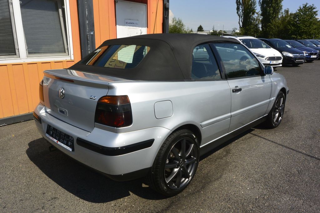 Volkswagen Golf 2.0i