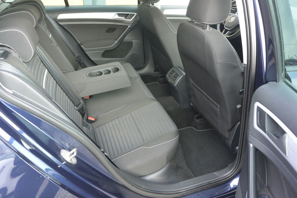 Volkswagen Golf 2.0TDi 110kW