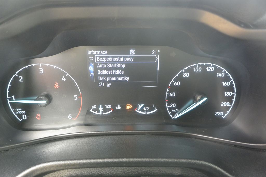 Ford Transit Connect 1.5TDCi 88kW LUXUS výbava i stav