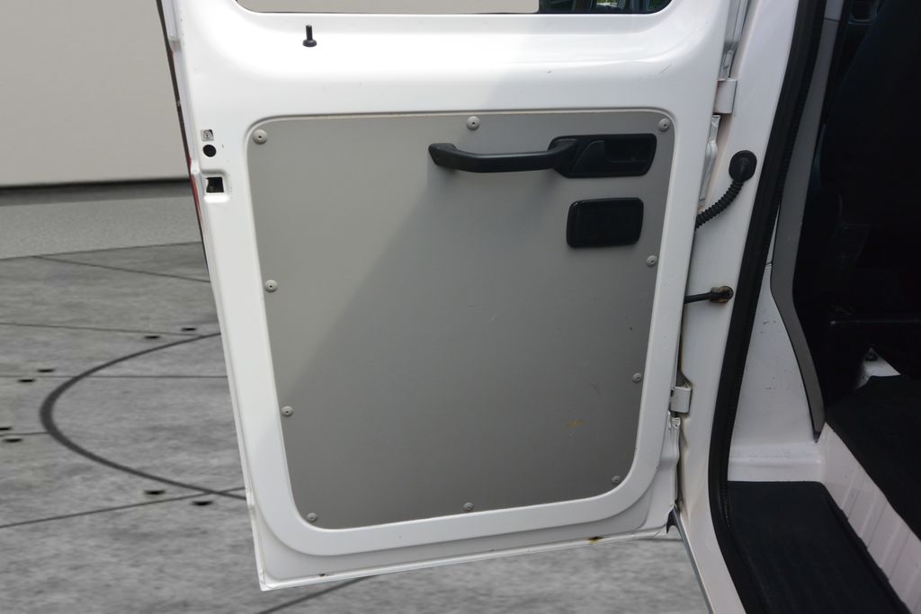 Volkswagen T5 Transporter 2.0TDi 103kW