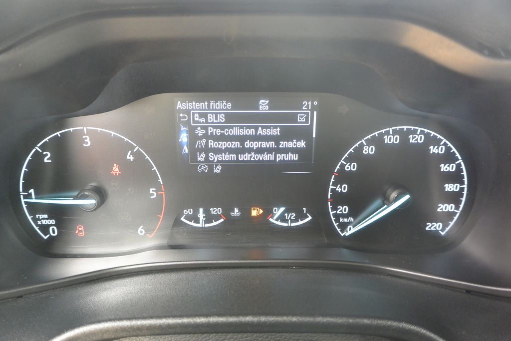 Ford Transit Connect 1.5TDCi 88kW LUXUS výbava i stav