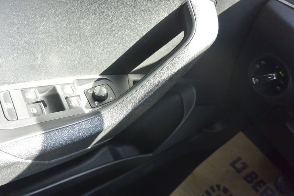 Škoda Karoq 2.0TDi 4×4 STYLE , LED,tažné,NAVI