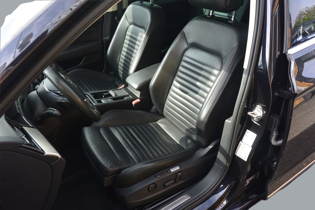 Volkswagen Passat 2.0TDi 4MOTION 176kW DPH!