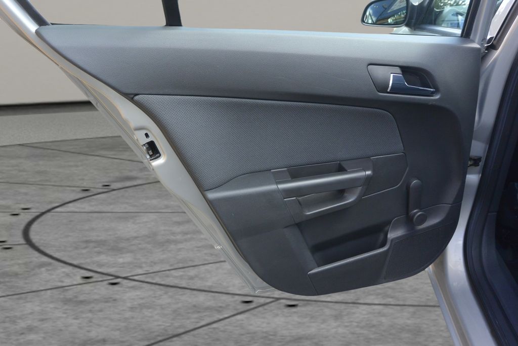 Opel Astra 1.6i16v AUTOMAT EASYTRONIC