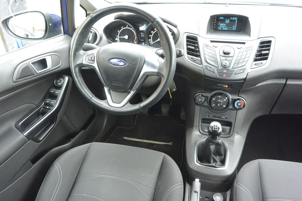 Ford Fiesta 1.0 EcoBoost vyhřív.sedadla+okno