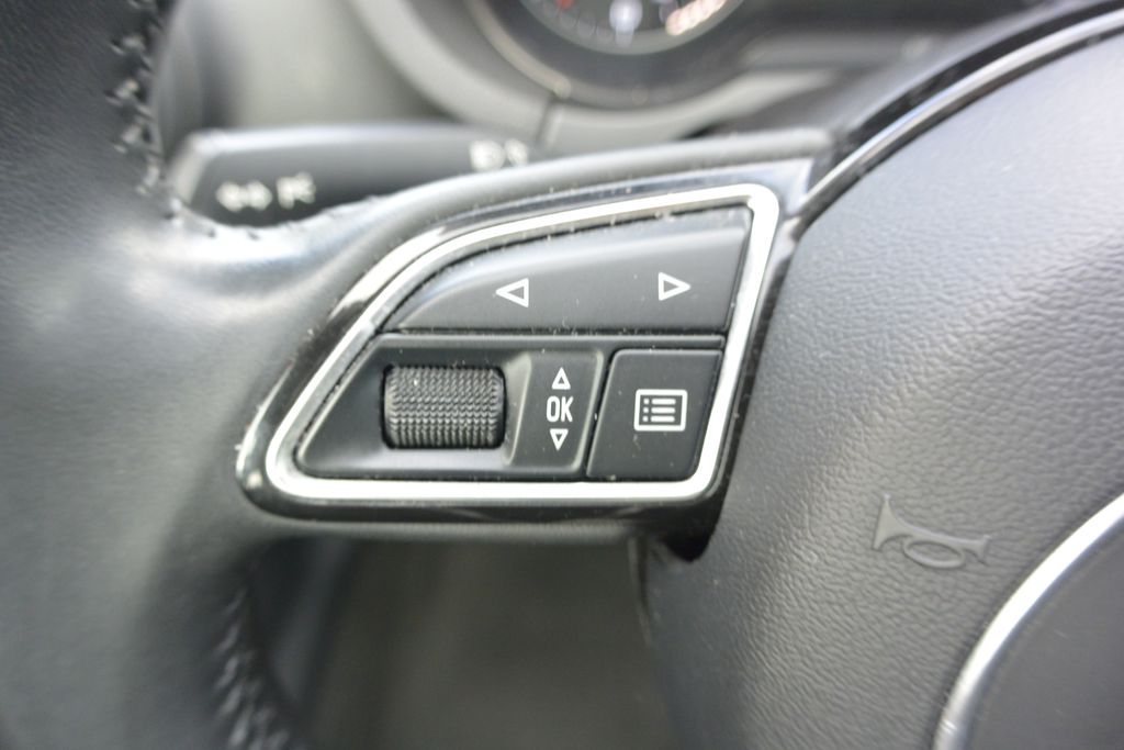 Audi A3 2.0TDi Spotback 110kW Xenon