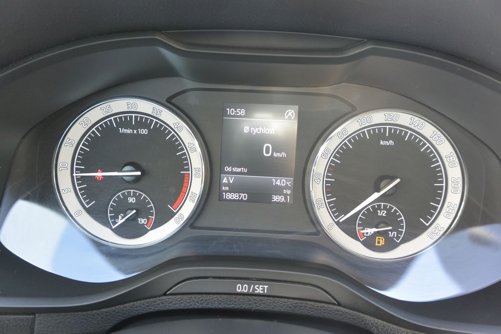 Škoda Karoq 2.0TDi 4×4 STYLE , LED,tažné,NAVI