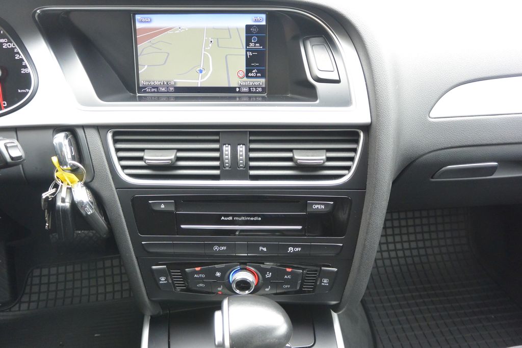 Audi A4 3.0TDi 180kW QUATTRO AUTOMAT