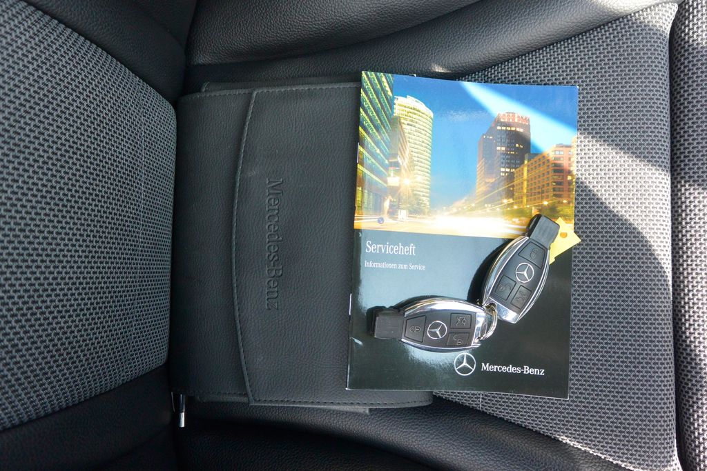 Mercedes-Benz C 200 C200d Avantgarde