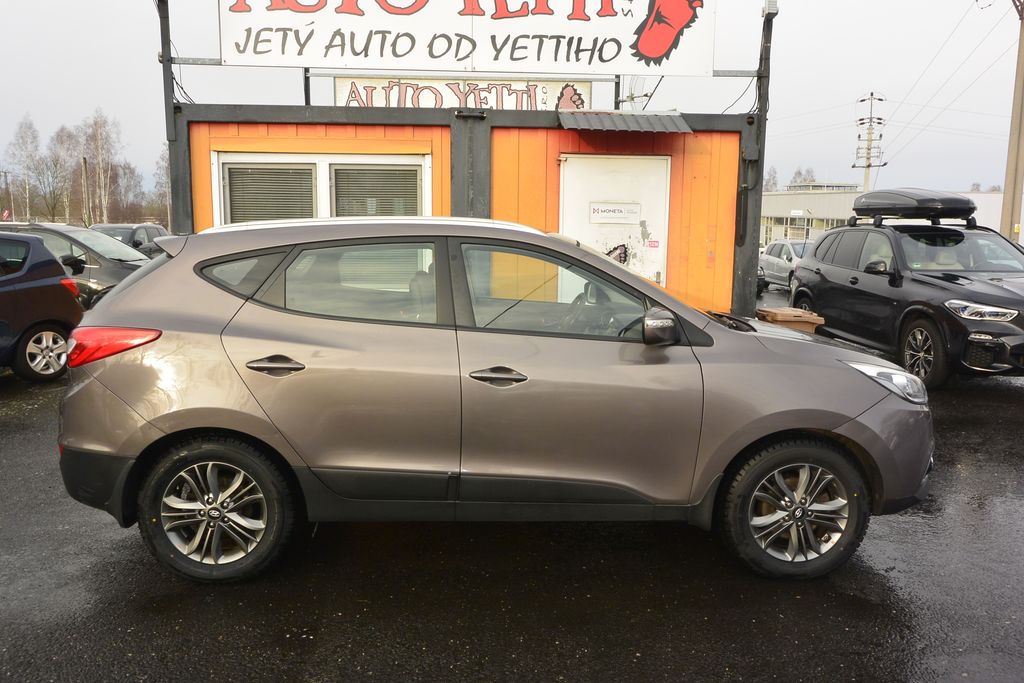 Hyundai ix35 2.0CRDi 4×4 * AT * ČR * DPH