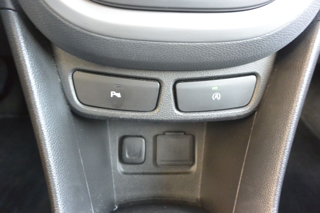 Opel Mokka 1.7CDTi 96kW XENON*VYHŘÍV.VOLANT