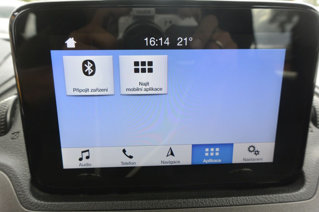 Ford Transit Connect 1.5TDCi 88kW LUXUS výbava i stav