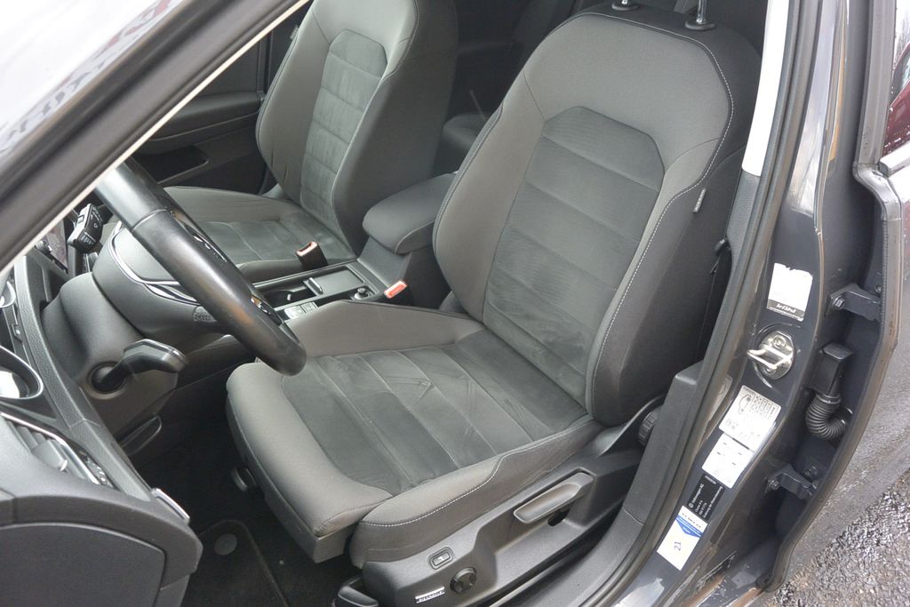 Volkswagen Golf 2.0TDi