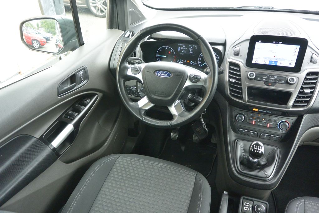Ford Transit Connect 1.5TDCi 88kW LUXUS výbava i stav