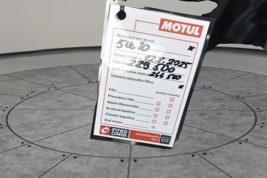 Volkswagen T5 Transporter 2.0TDi 103kW