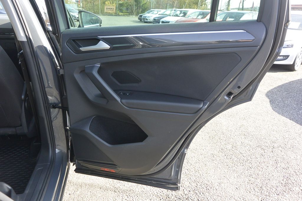 Volkswagen Tiguan 1.5TSi DSG * DPH