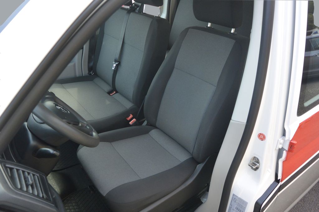 Volkswagen T5 Transporter 2.0TDi 103kW