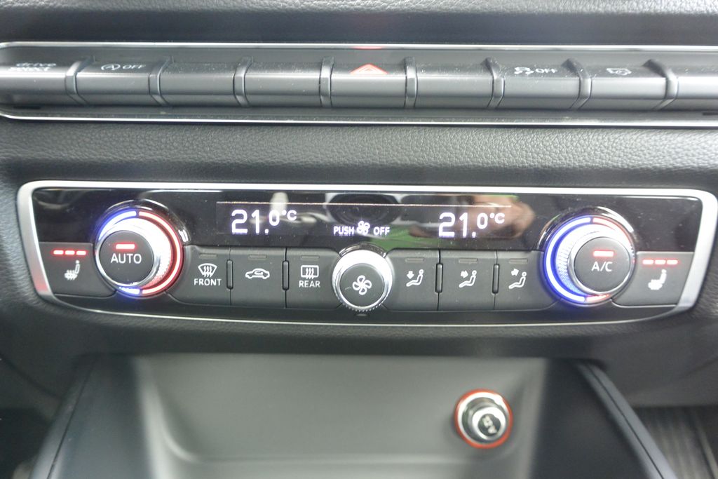 Audi A3 2.0TDi Spotback 110kW Xenon